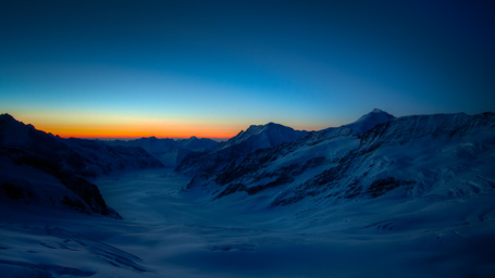 Aletschgletscher bei erster Morgendämmerung